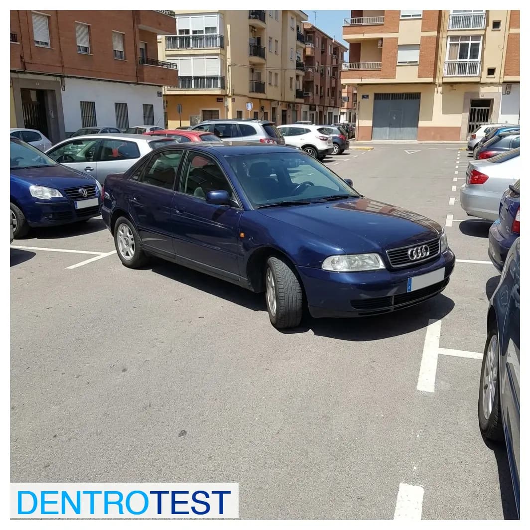 En un accidente de tráfico donde no hay heridos y la circulación ha vuelto a la normalidad, ¿está obligado a avisar a la Autoridad o a sus Agentes?