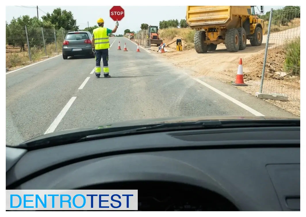 Are there vertical traffic signs specifically intended for road construction zones?